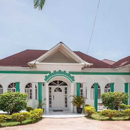 Diamond Villa Guest House Montego Bay Buitenkant foto