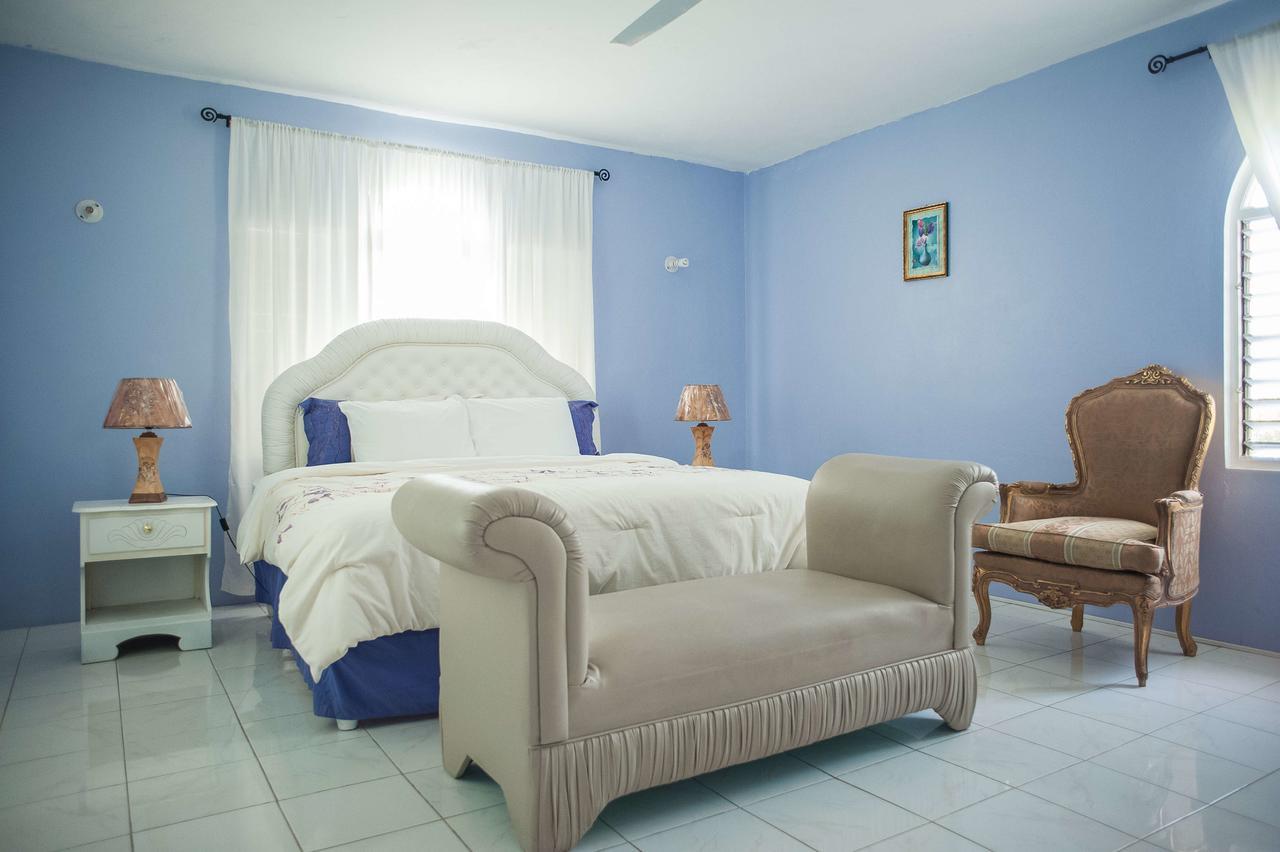 Diamond Villa Guest House Montego Bay Buitenkant foto