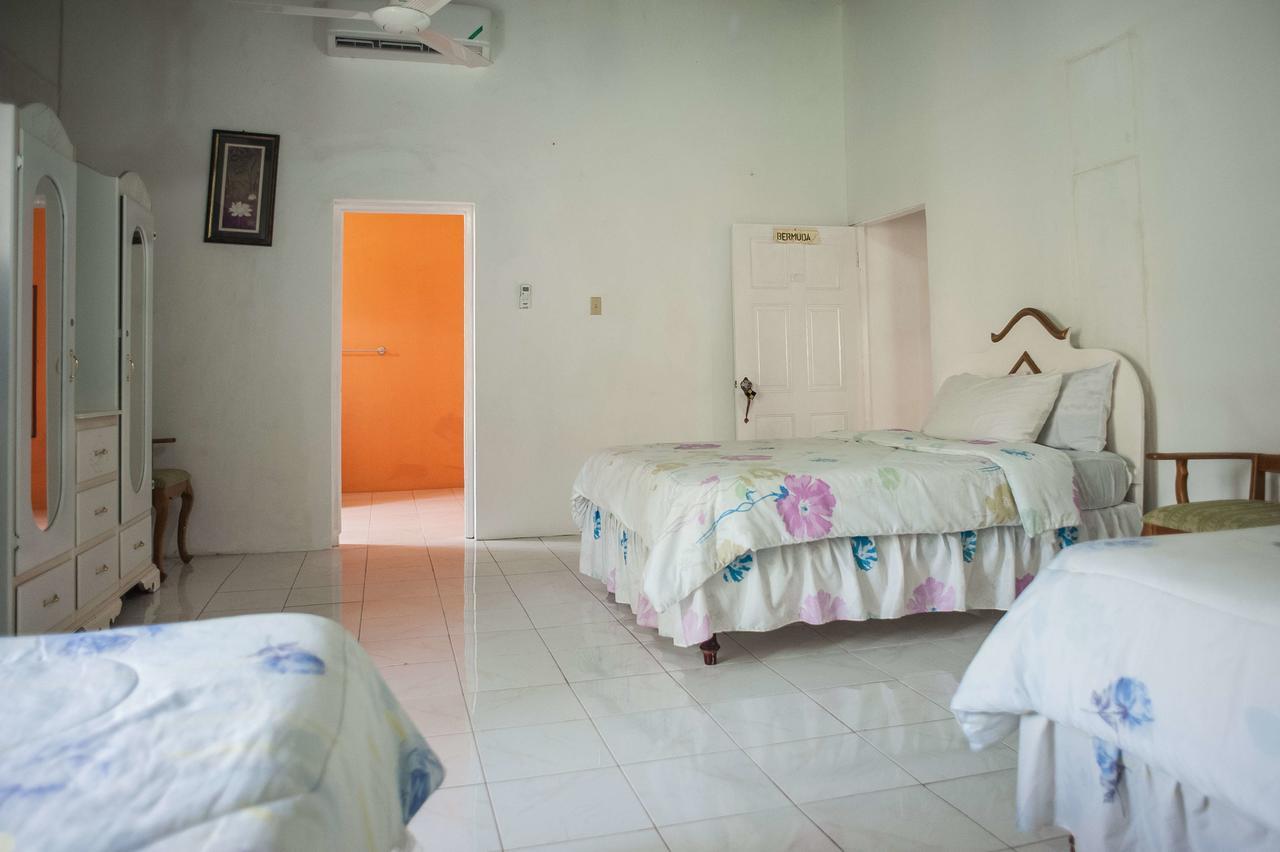 Diamond Villa Guest House Montego Bay Buitenkant foto